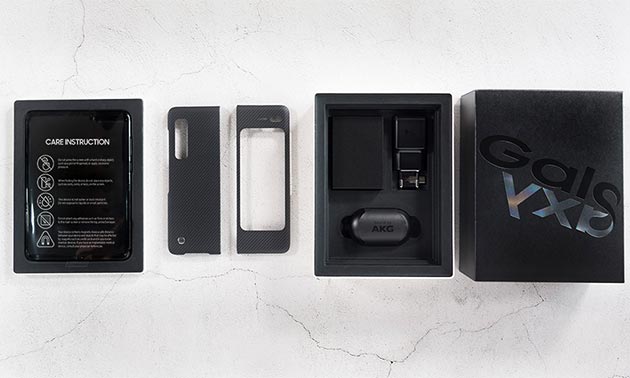 Galaxy Fold - О коробке